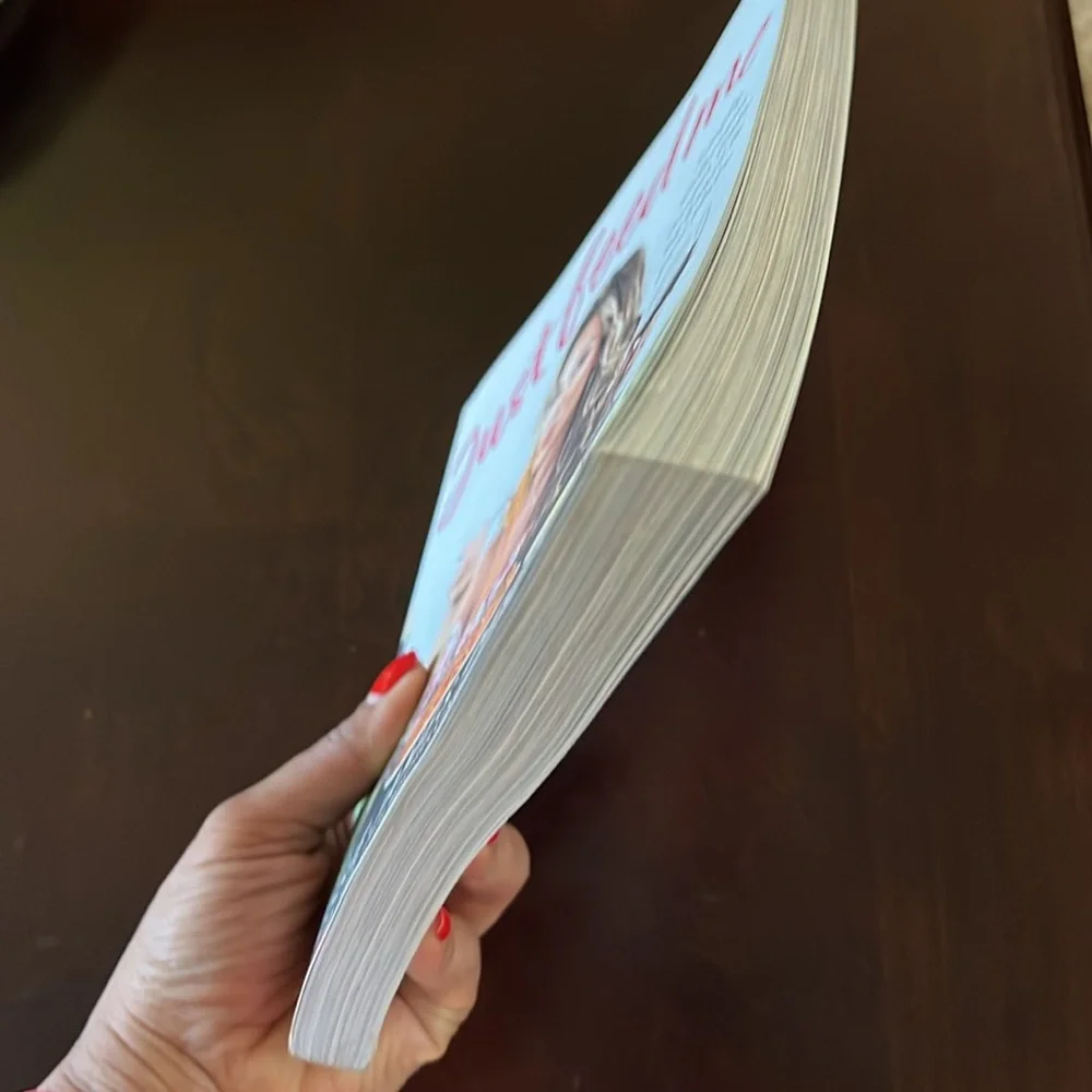 Just Feed me by Jessie James Decker Book